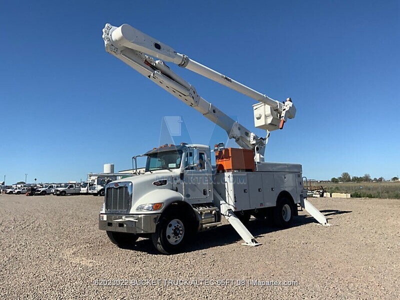 BOOM LIFT ALTEC OVERCENTER 65 FT