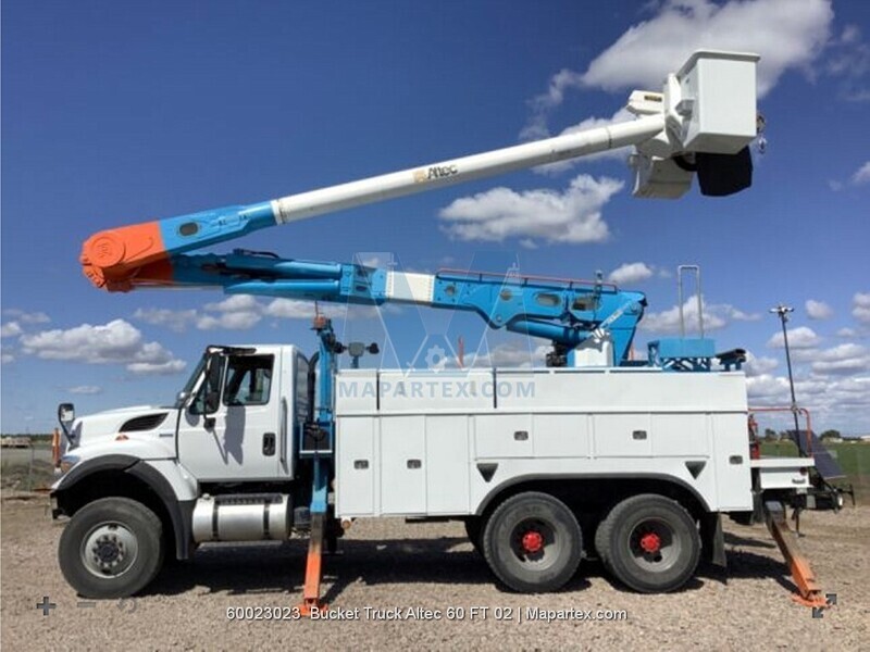 BUCKET TRUCK INTERNATIONAL ALTEC 60 FT