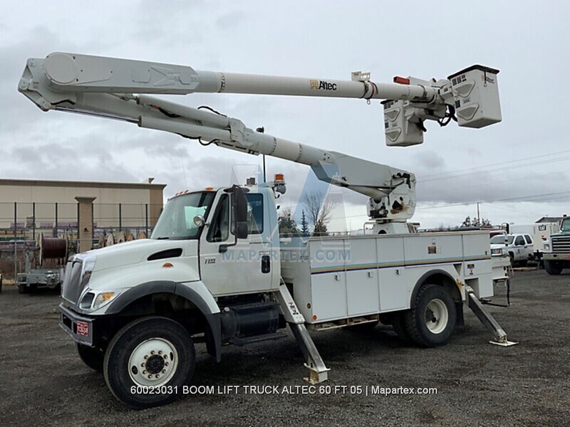 BUCKET TRUCK INTERNATIONAL ALTEC 60 FT
