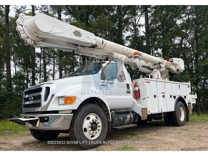 BUCKET TRUCK FORD ALTEC 60 FT