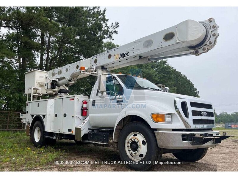 BUCKET TRUCK FORD ALTEC 60 FT