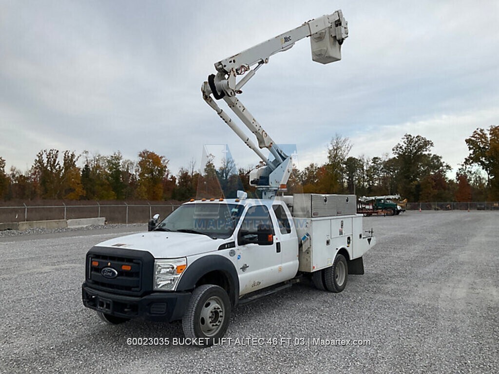BUCKET TRUCK FORD ALTEC 46 FT