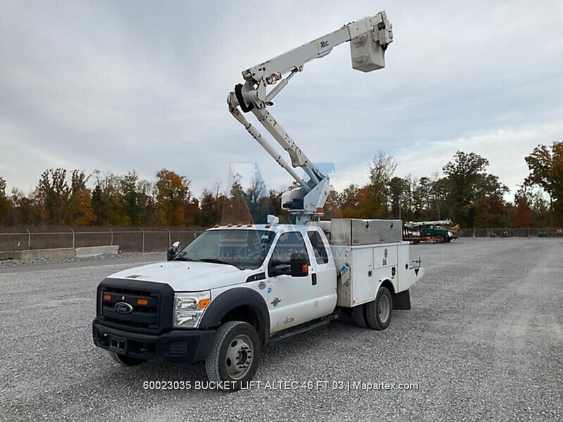 BUCKET TRUCK FORD ALTEC 46 FT