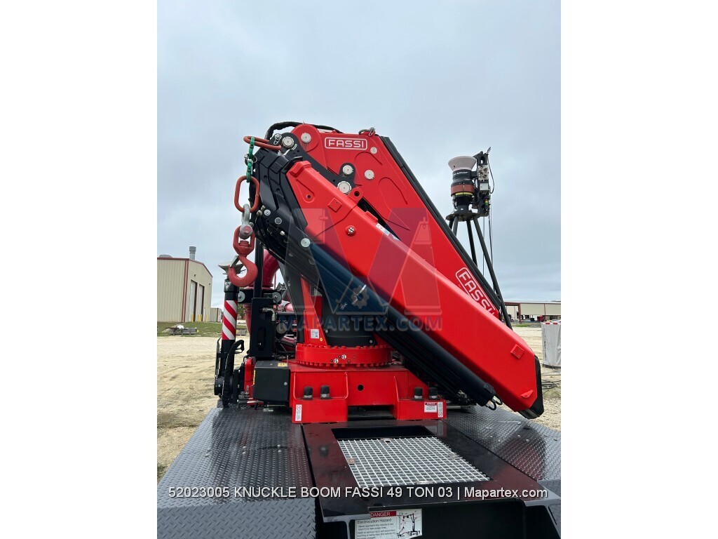 CRANE ARTICULATING KNUCKLE BOOM FASSI 49 TON UNUSED