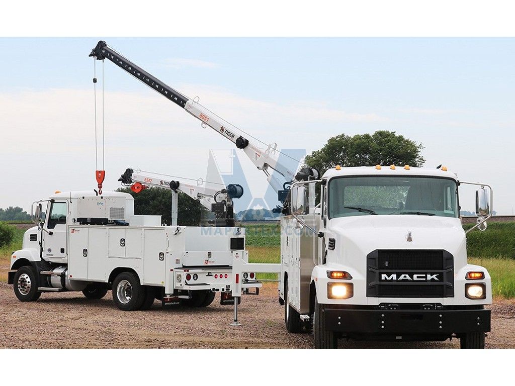 CRANE FOR SERVICE TRUCK
