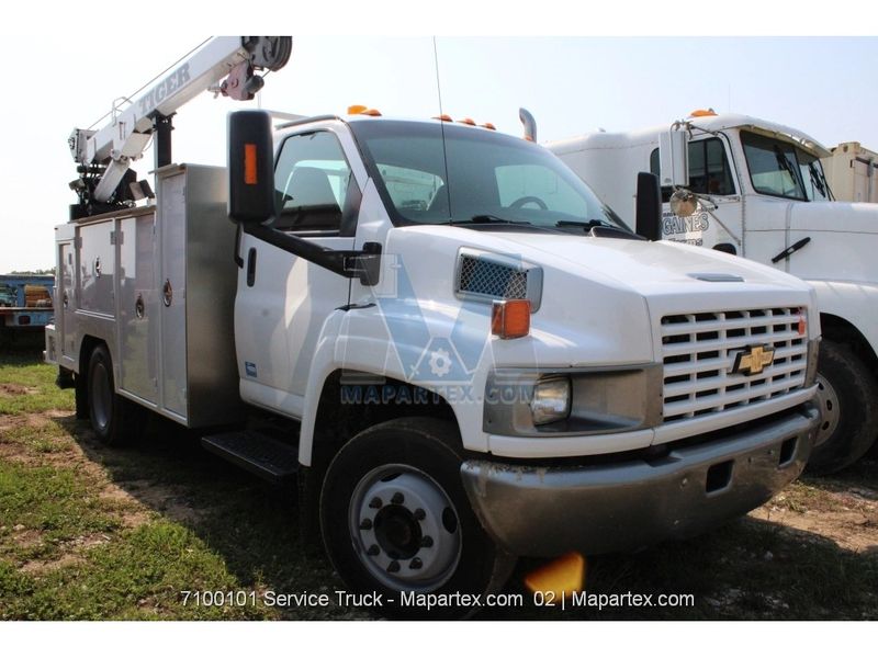 SERVICE TRUCK WITH CRANE