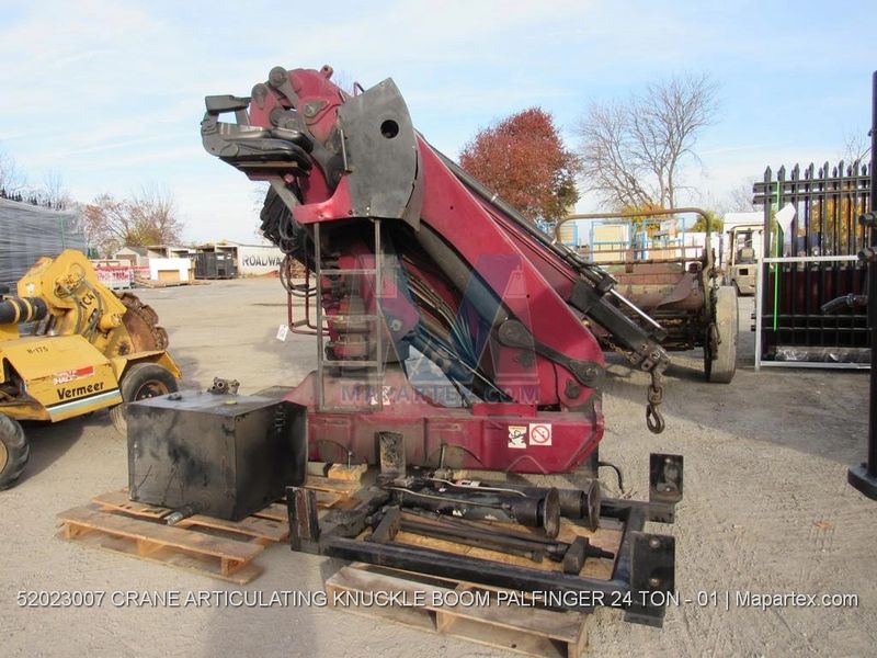 CRANE ARTICULATING KNUCKLE BOOM PALFINGER 24 TON
