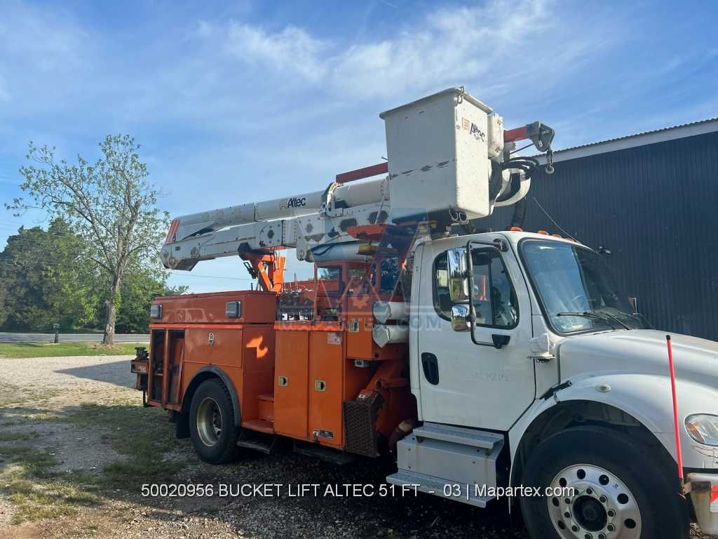 BUCKET LIFT BO0M ALTEC 51 FT
