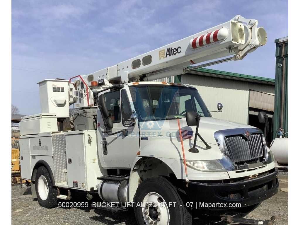 BUCKET LIFT BO0M ALTEC 47 FT