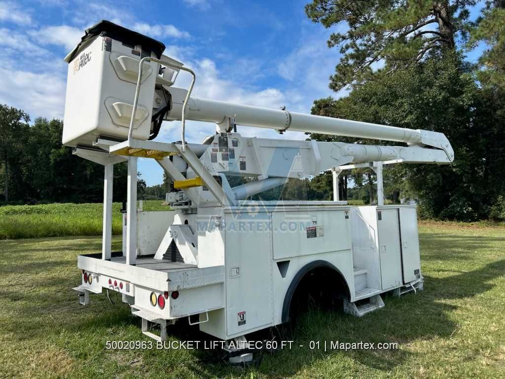 BUCKET LIFT BO0M ALTEC 60 FT