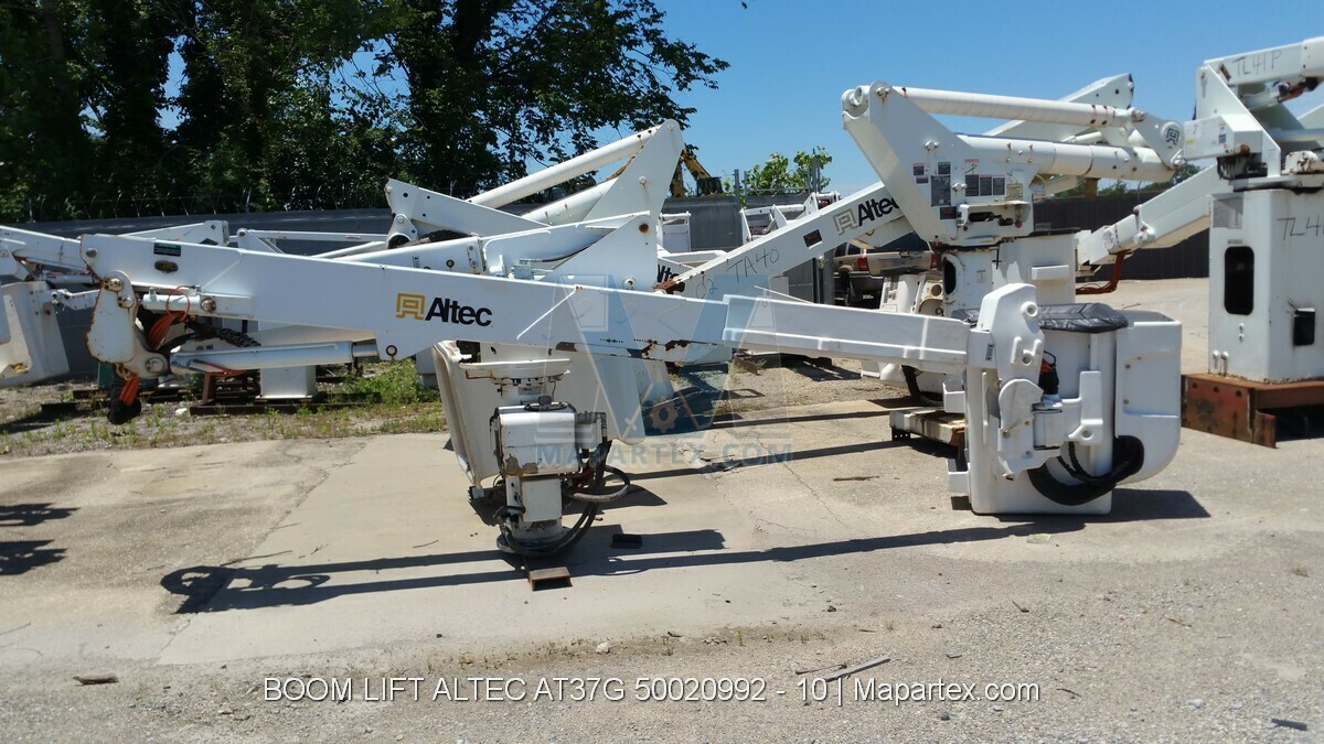 BOOM LIFT ALTEC AT37G BOOM LIFT ALTEC AT37G
