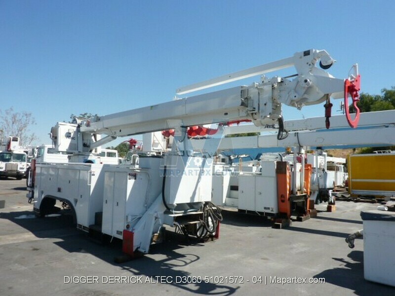 DIGGER DERRICK ALTEC D3060