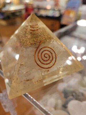 Crystal/Mineral Selenite Orgone Pyramid approx 60-70mm