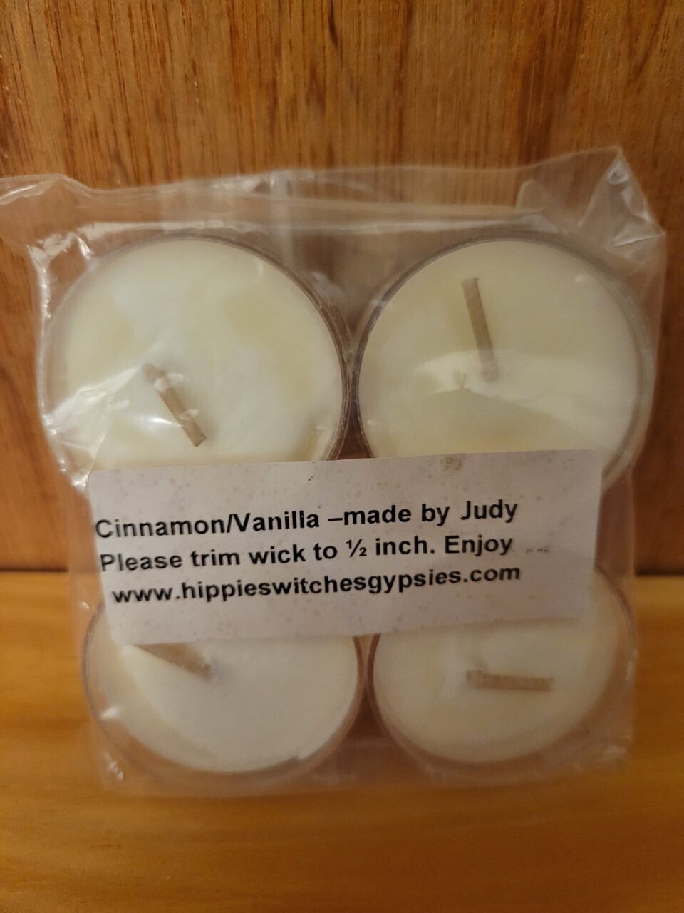 Judy's Soy Candle -(4pack T-Light)Cinnamon/Vanilla