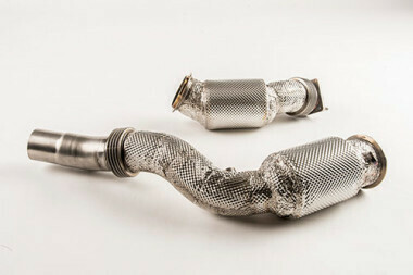 Lightweight Downpipe mit HJS HD Katalysatoren BMW M4