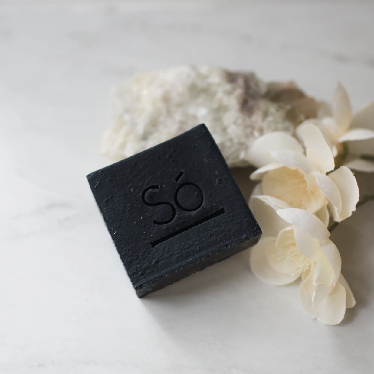 Só Luxury Charcoal Cleansing Bar Só Luxury Charcoal Cleansing Bar