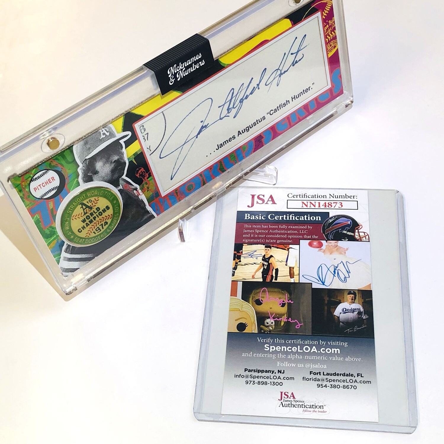 JIM CATFISH HUNTER —  Cut Autograph Booklet Variation 1/1