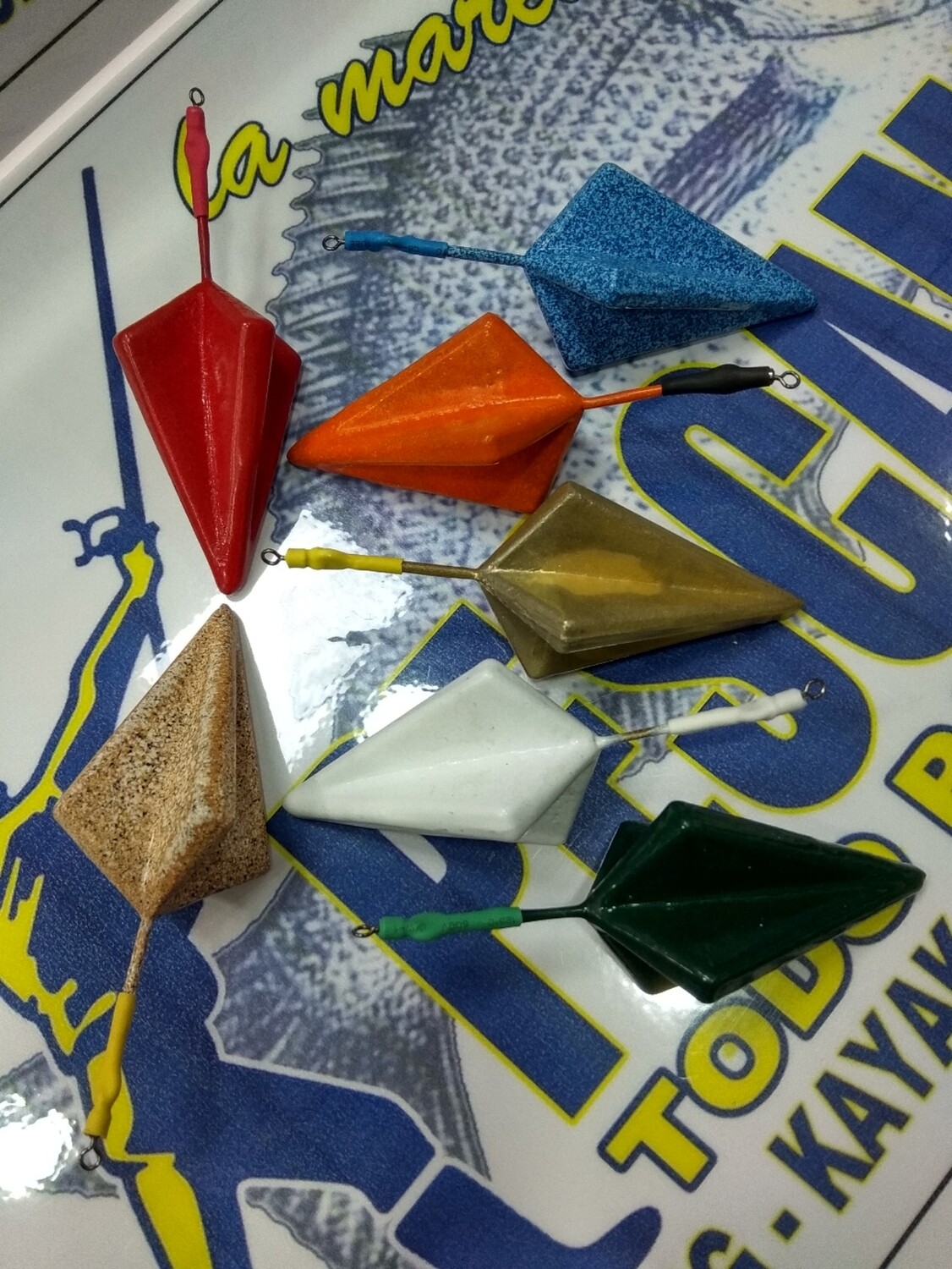 Plomo 134gr Piramide 4Aletas aprox