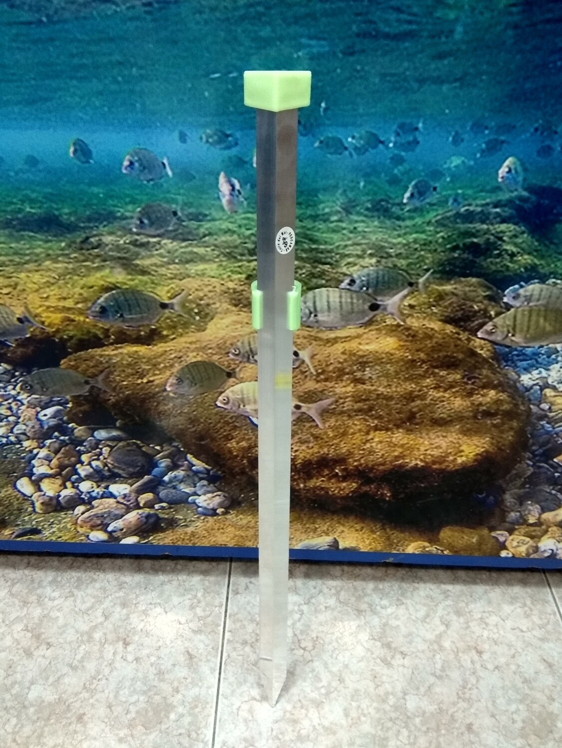 Pincho playa aluminio L - 75cm - Regulable