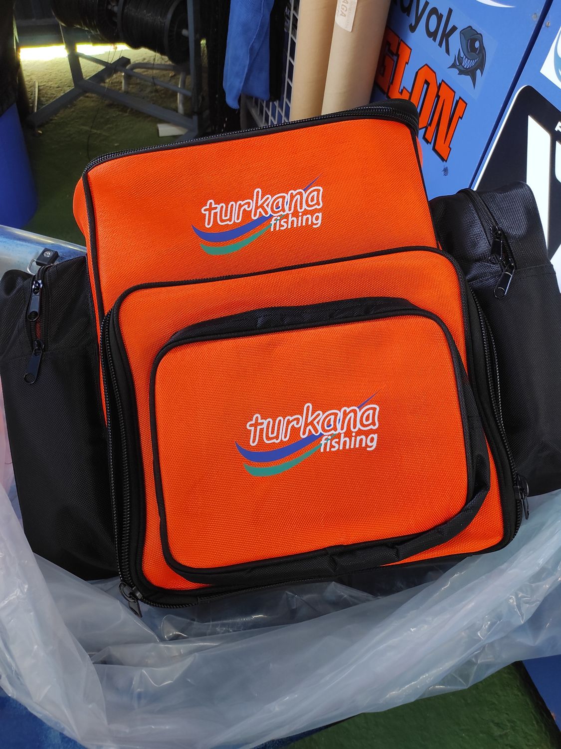 Mochila de Pesca Turkana con caja de Bajos