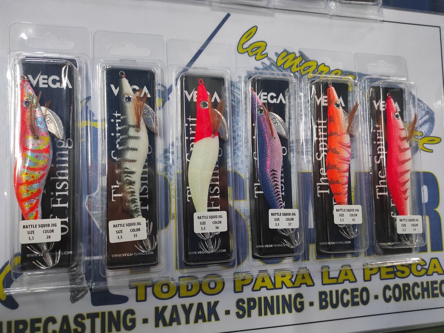 Señuelos Pajaritas VEGA Egi Rattle Squid Jig 3.5 - 110mm - 22Gr - Con sonajero