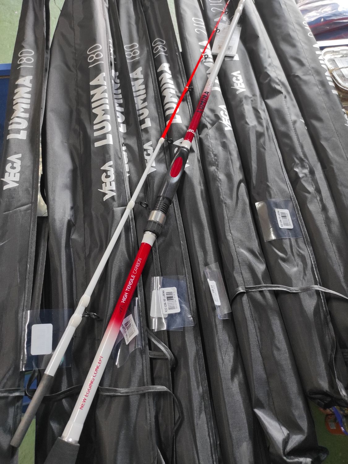 Caña Vega LUMINA 1,80Mtr / Ac 20-120Gr / Peso135Gr / High Tensile Carbon Hybrid