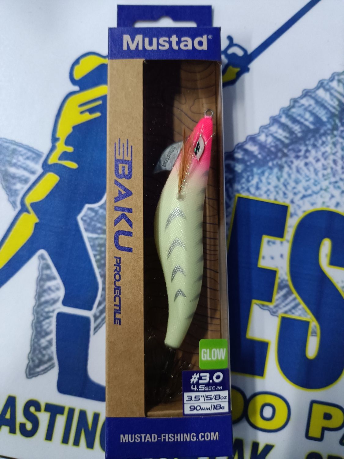 Pajarita Mustad BAKU Projectible (Piston) 3.0 / UV / 90mm / 18Gr / 4.5sec-m / Col 001 - 532335