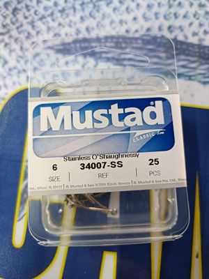 Anzuelo Núm 6 Ojal Mustad 34007-SS / 25 Und / 606710