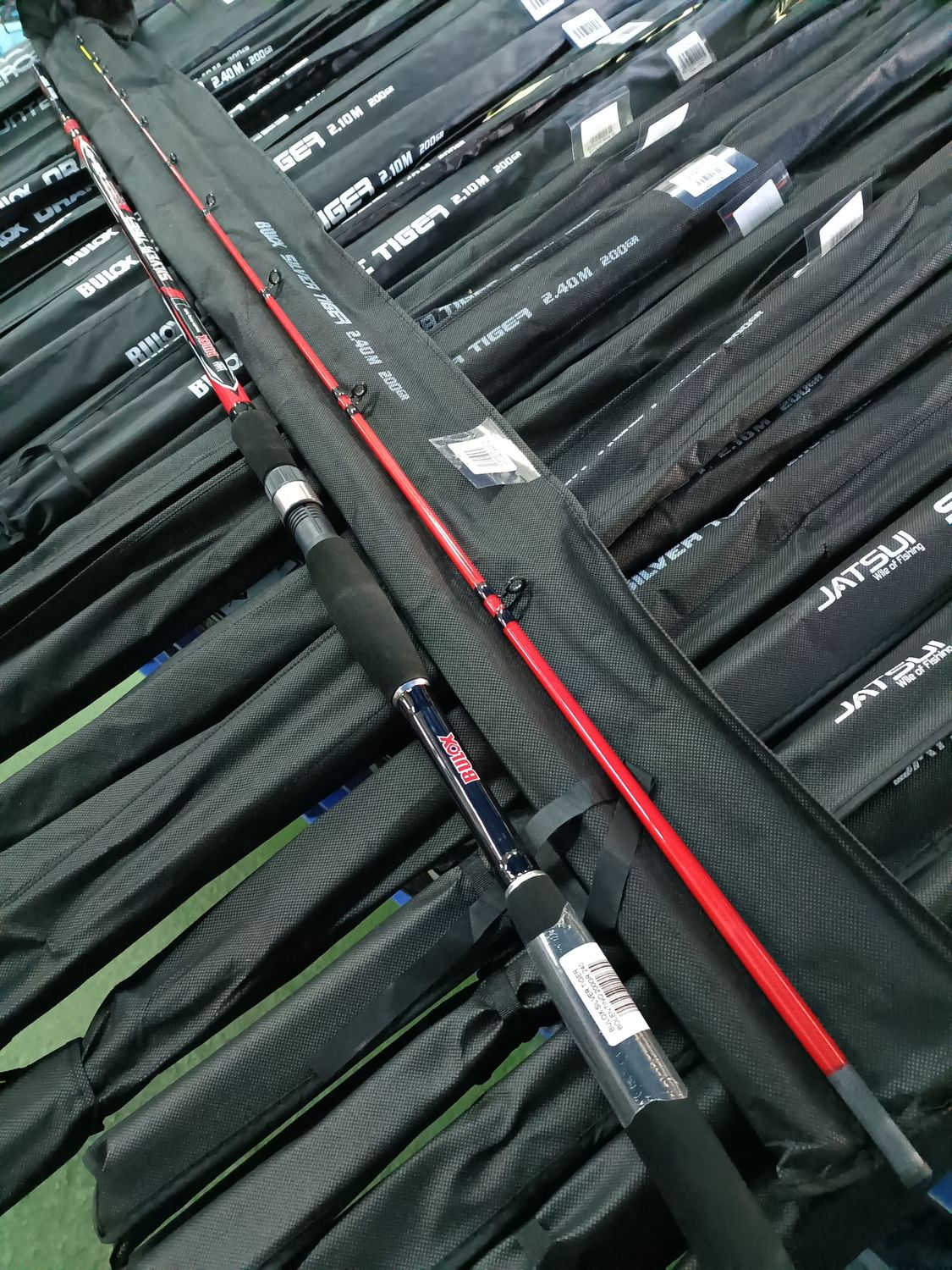 Caña Bulox Silver Tiger 2.40Mtr - Ac200Gr - 2 piezas - 101655