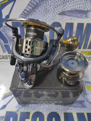 Carrete Vega NITRO SW4000 / 2 Bobinas / Ro11 / Ra5.5:1 / Vu85Cm / Peso 314Gr / Frenó 10Kg / 147125