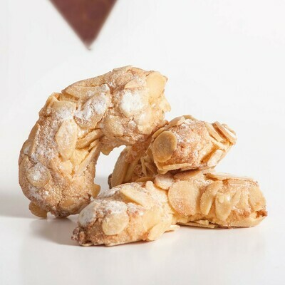 CORNETTI alle MANDORLE