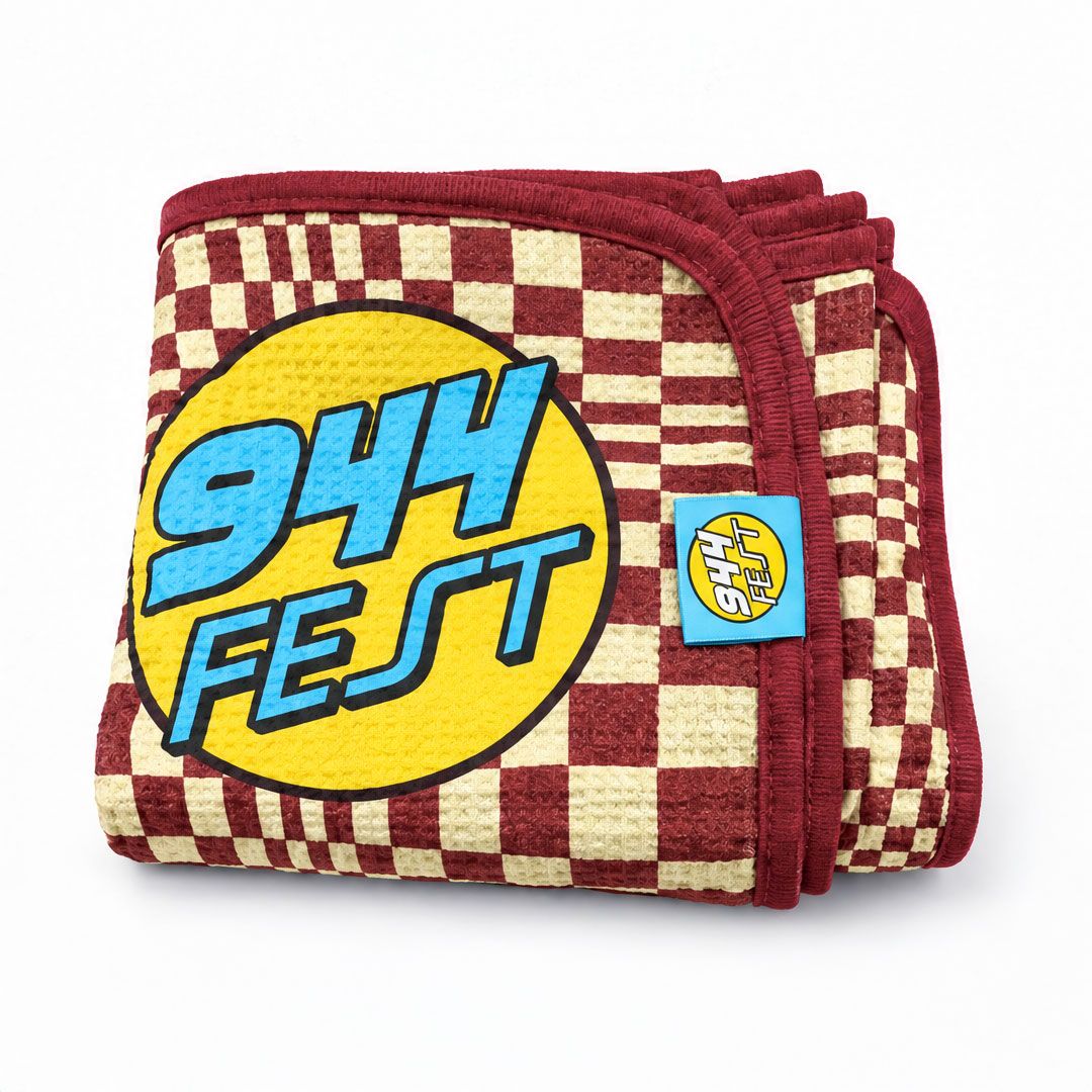 Pasha waffle towel in burgundy and creme 60"x30" - 944Fest 2026