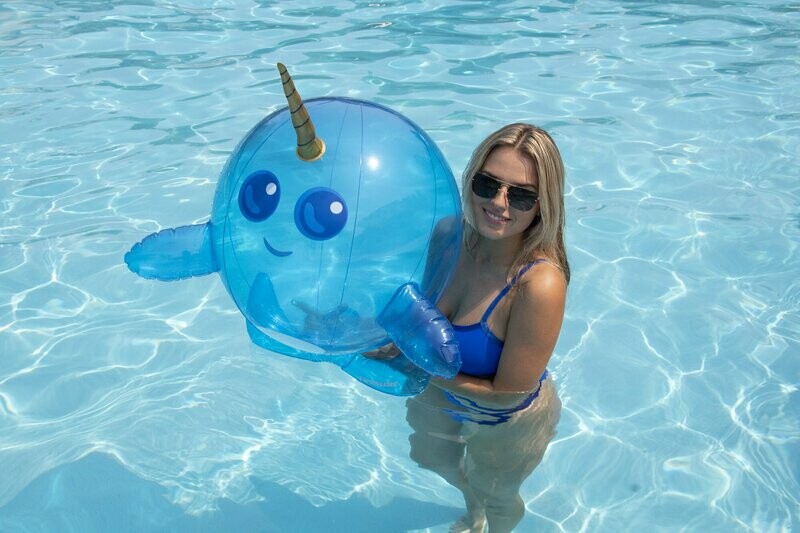 NARWHAL BEACH BALL