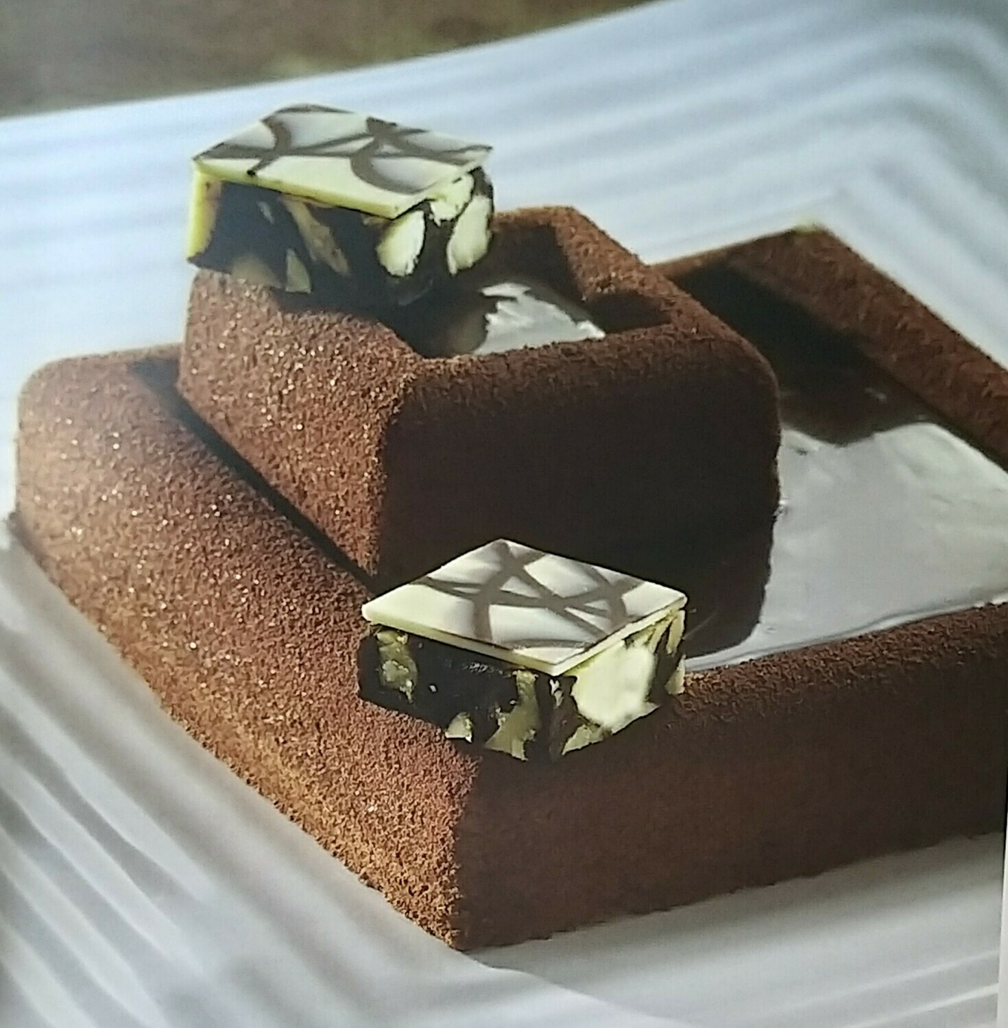 Barlo KARE Dekor Çikolata Serisi 1200/1250 GR