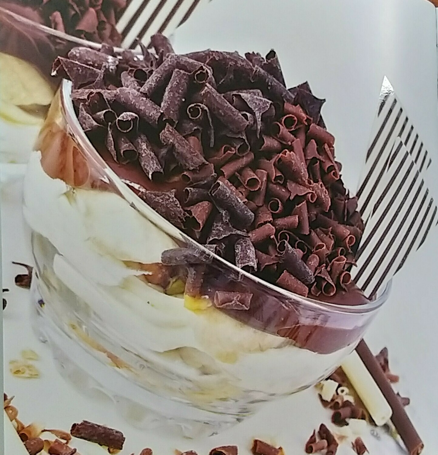 Barlo BUKLE Dekor Çikolata Serisi 1 KG
