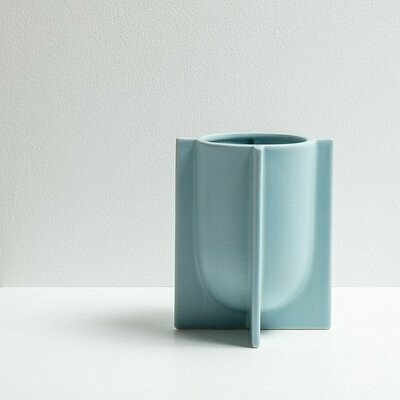 Chester Planter - Porcelain Blue (small)