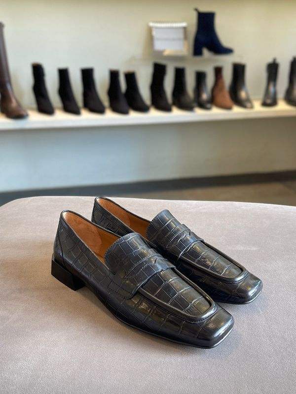 GANNI RENZI Loafer