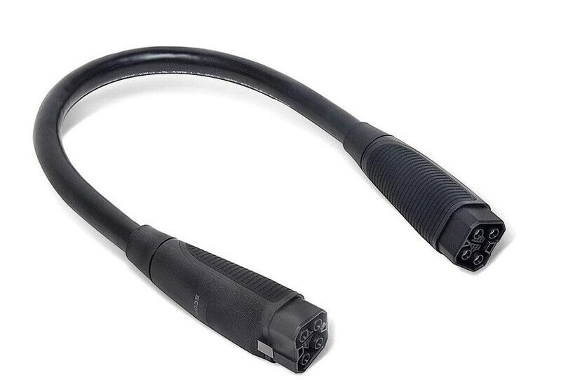 Cable Extra Battery Delta Pro 0.75m
