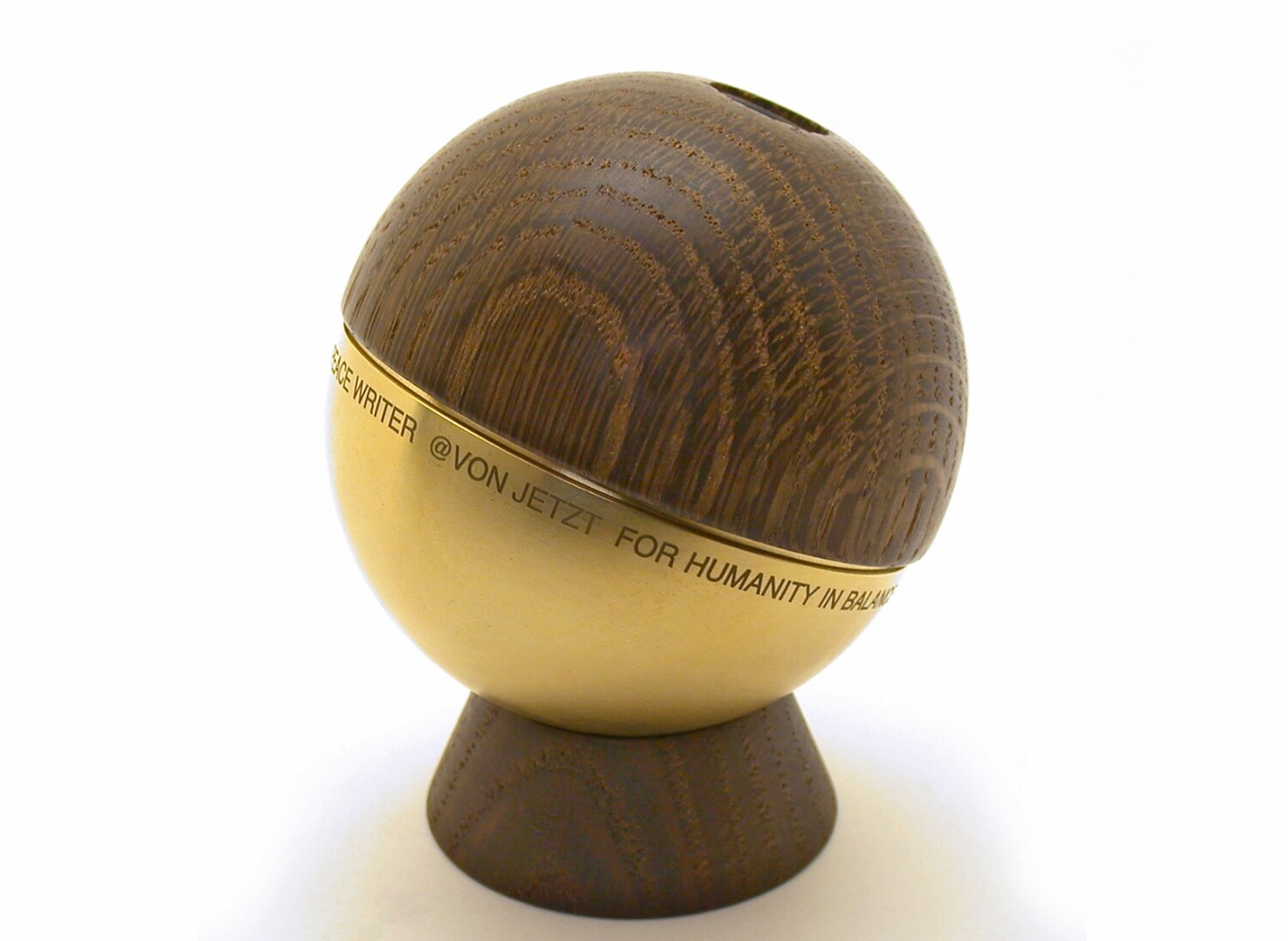 THE WOBBLY WORLD®  Peace Writer limited edition
