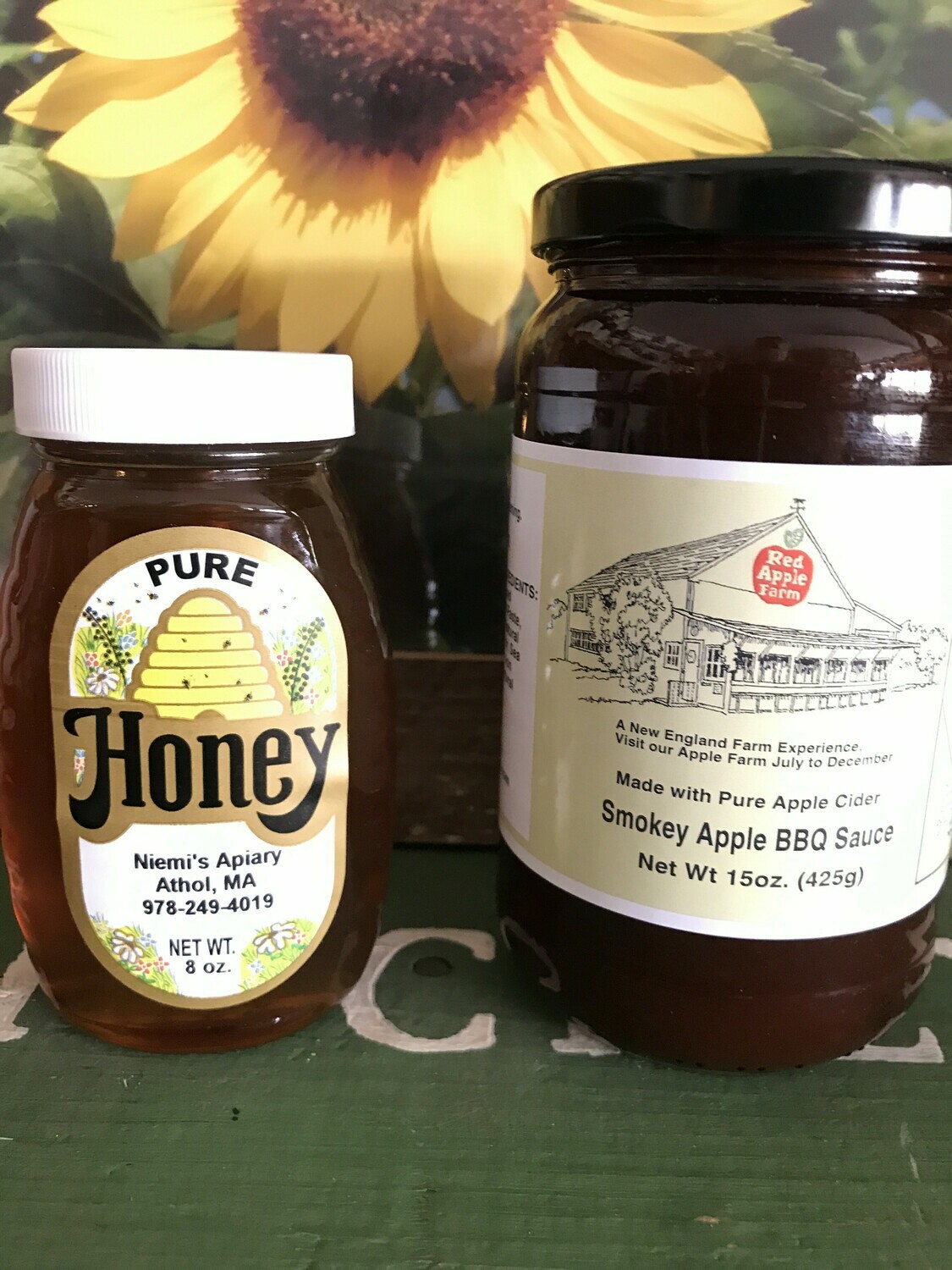 Honey BBQ Combo (8oz Honey / Smokey BBQ Sauce) Honey BBQ Combo (8oz Honey / Smokey BBQ Sauce)