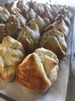 Easter Preorder - 6 Apple Dumplings