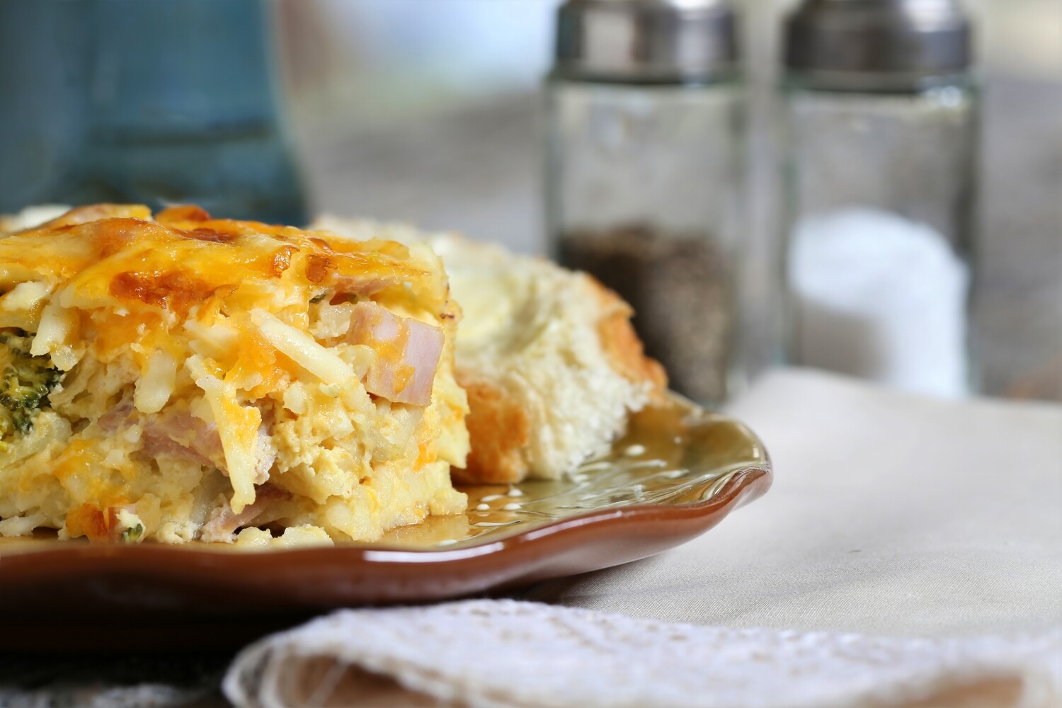 BREAKFAST EGG CASSEROLE