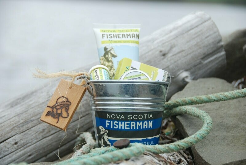 Captain&#39;s Gift Bucket- NS Fisherman
