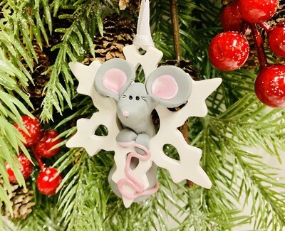 Mouse w Snowflake Ornament- Roberta Originals 