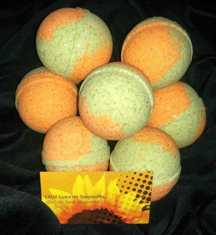 Bamboo &amp; Teak Bath Bomb- Little Luxuries