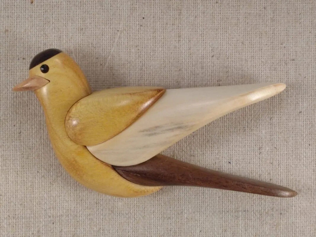 Arbour Goldfinch Ornament 