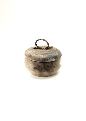 Small Acorn Pot- Nancy Oakley