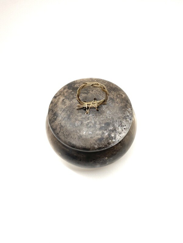 Medium Acorn Pot- Nancy Oakley