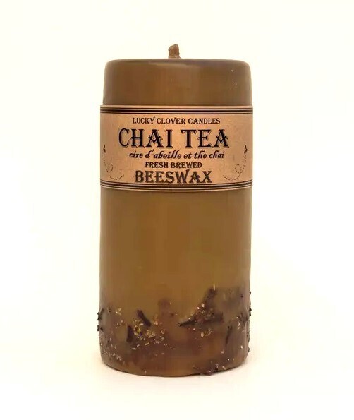 4x8 Chai Beeswax Candle- Lucky Clover