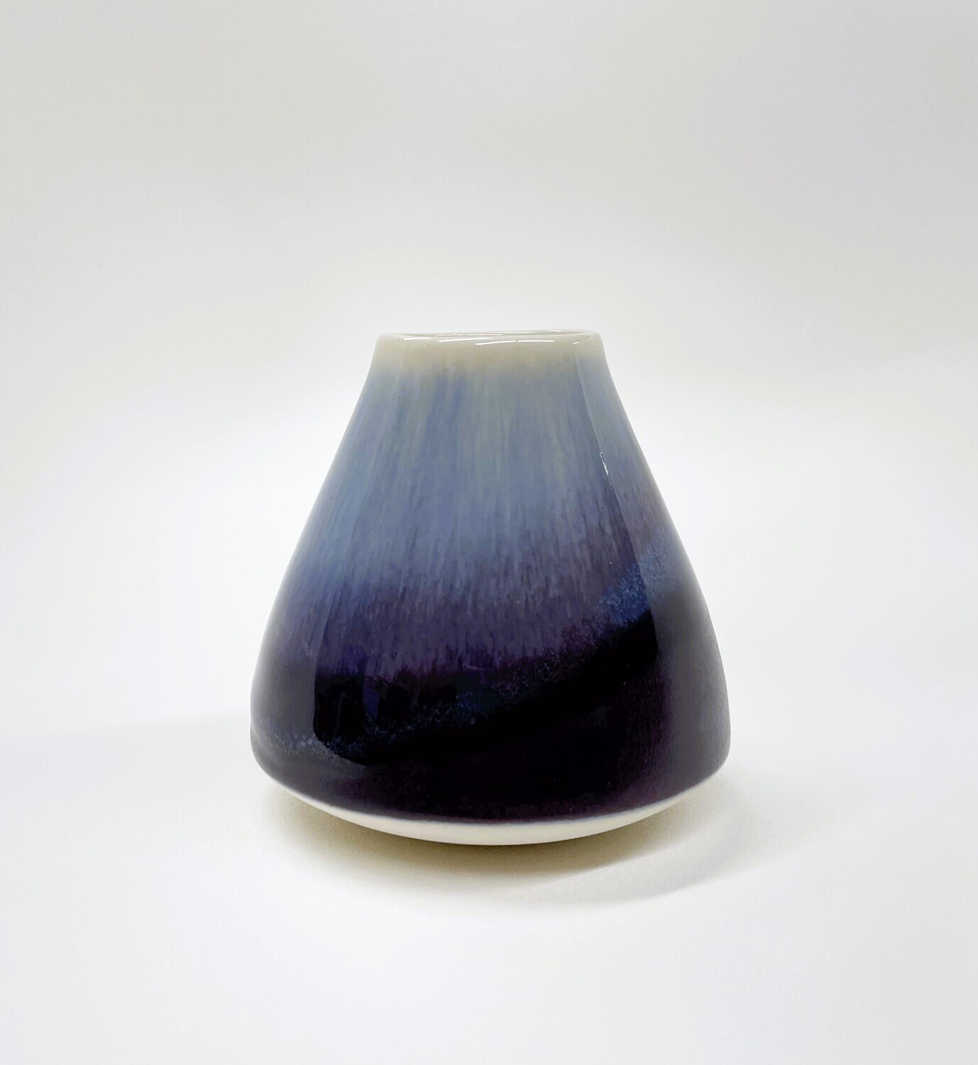 Amethyst Lull Vase- Rachel de Conde